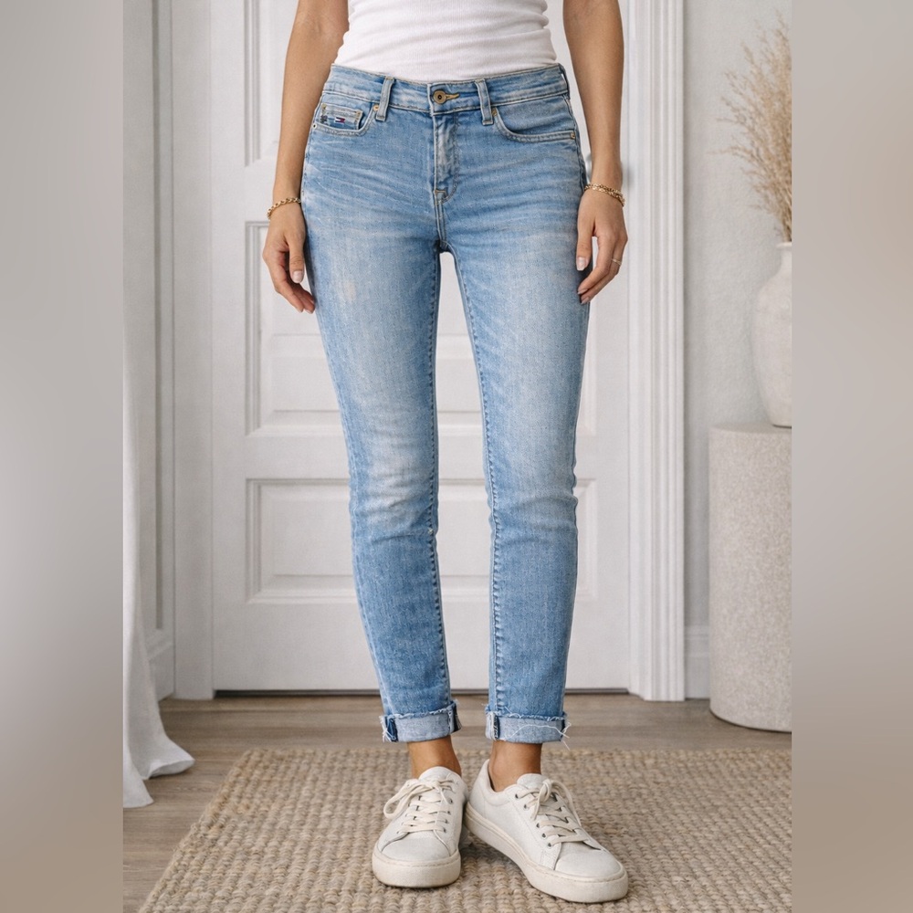 Tommy Hilfiger Lightweight Skinny jeans, sz 28 (fits like 27)
